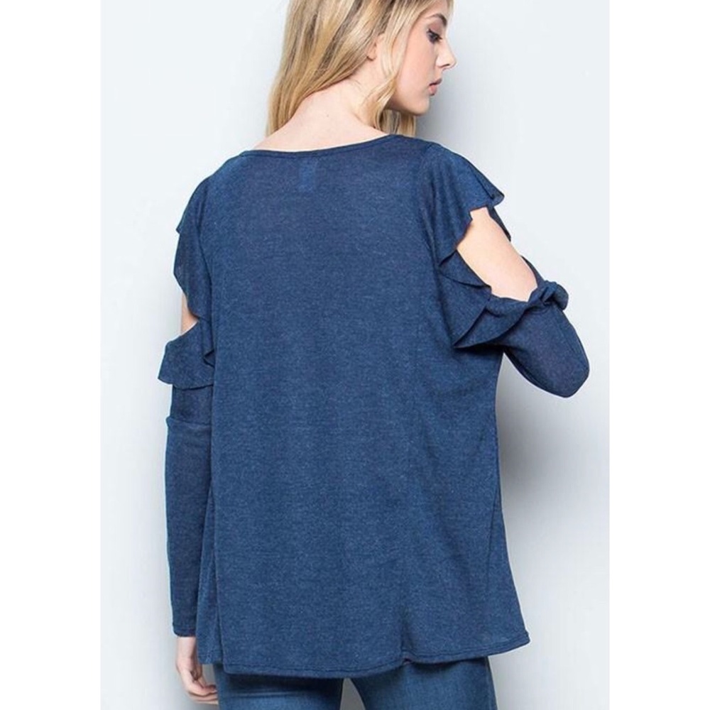 ❗️CLOSING SALE❗️Blue Ruffled TopSide Cutout Detail - Picture 2 of 2